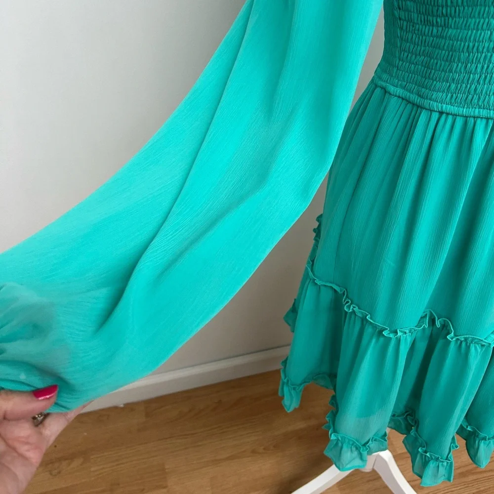 SHE&SKY Smocked Long-Sleeve Tiered Dress in turquoise Size M